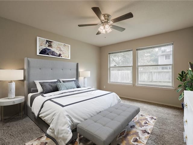 1143 Tetbury Ln