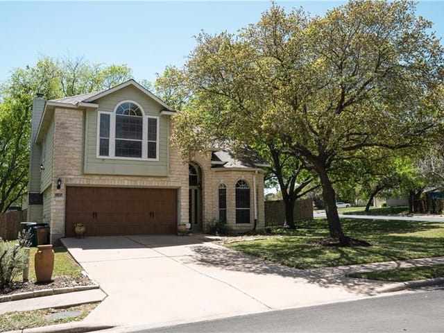 1145 Strickland Dr