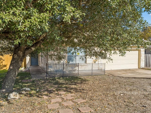 1148  Amberwood Loop
