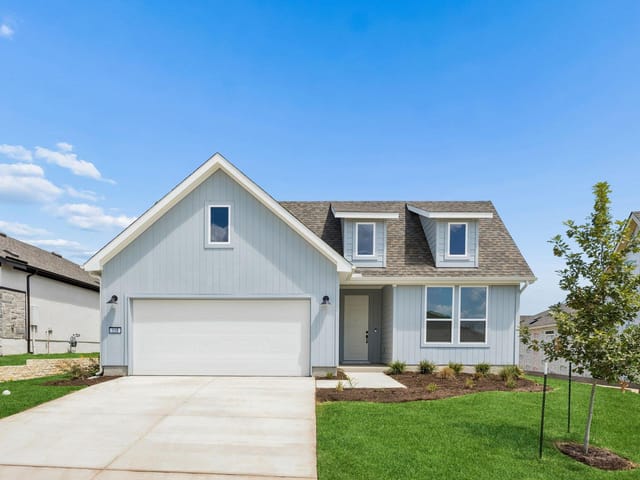 115 Centerfire LN
