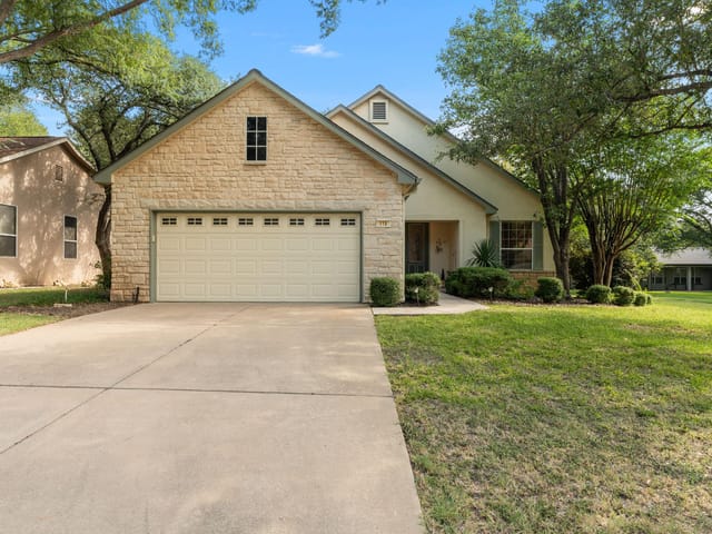 115 Ruellia DR