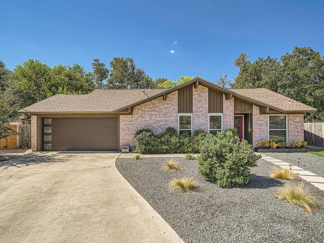 11500 Elk Park Cir