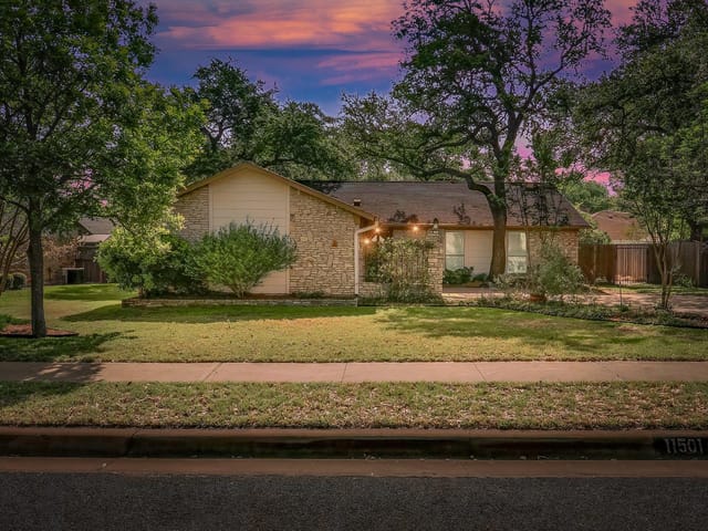 11501 Toledo DR