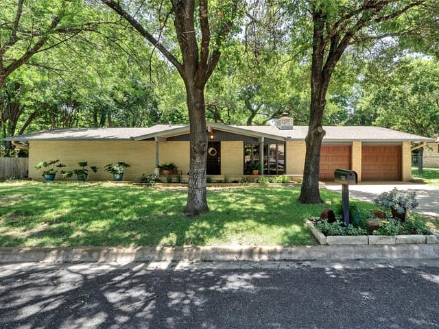 11503 Eubank Dr