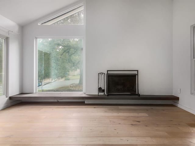 11505 Oak View Dr