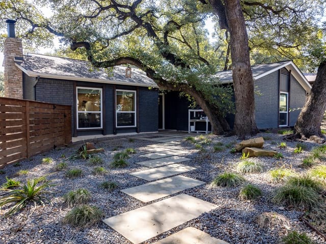 11507 Circle Bend Dr
