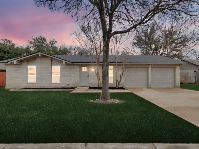 11513 Fast Horse DR