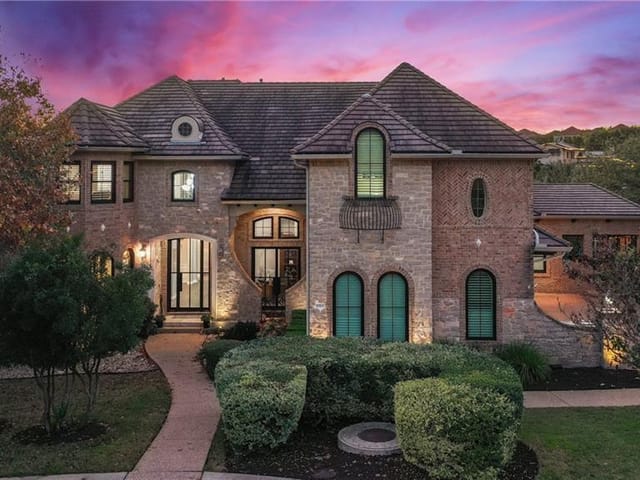 11513 Firethorn Ct