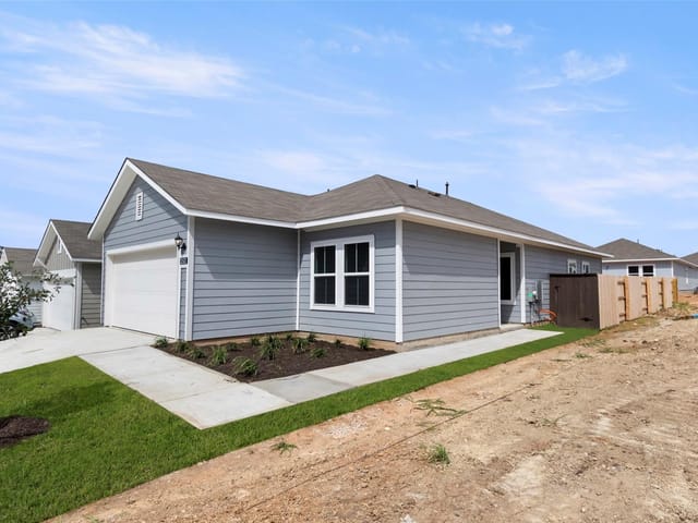 11521 Murano Dr