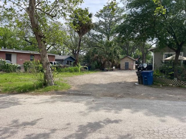 116 Fairbanks Ave