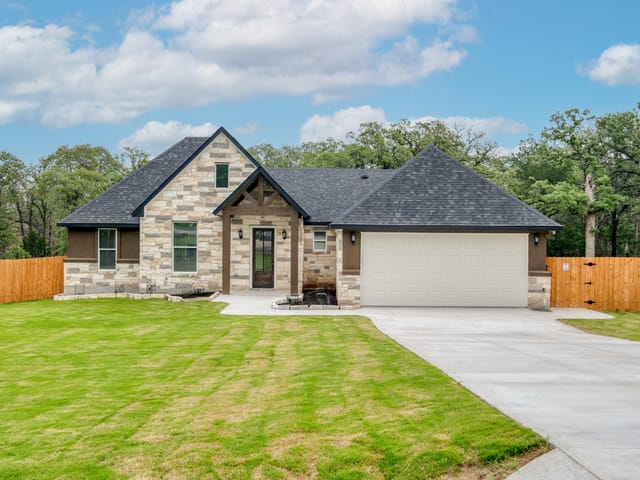 116 Pine Point CV