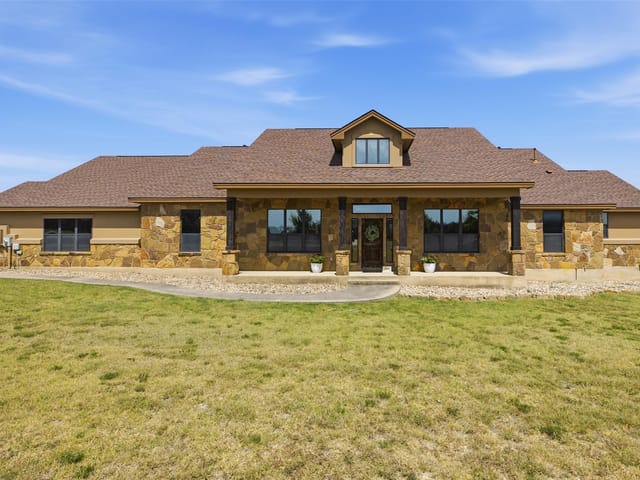116 Sarahs LN