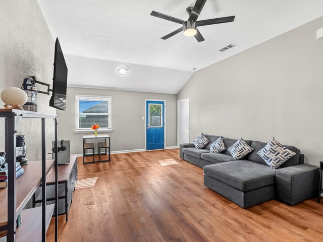 116 Soapstone DR