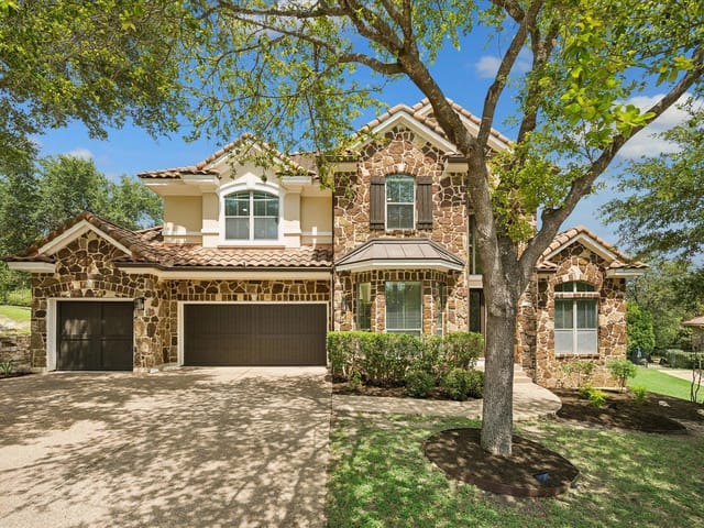 11600 Hunters Green TRL - front exterior - Luxury home in Steiner Ranch Ph 01 Sec 10a, Austin, TX