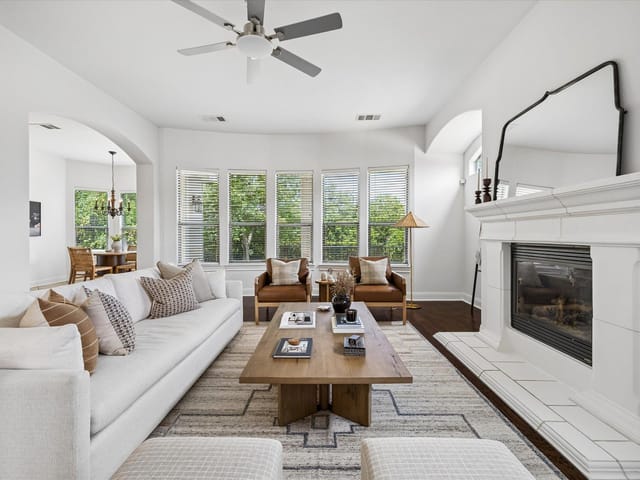 View 11600 Hunters Green TRL in Steiner Ranch Ph 01 Sec 10a 11600 Hunters Green TRL - property photo 1 - Luxury home in Steiner Ranch Ph 01 Sec 10a, Austin, TX