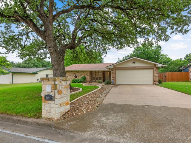 11601 Windermere Mdws