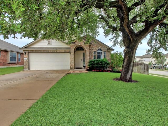 11604 Running Brush Ln