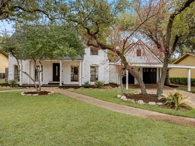 11607 Oak Knoll Dr
