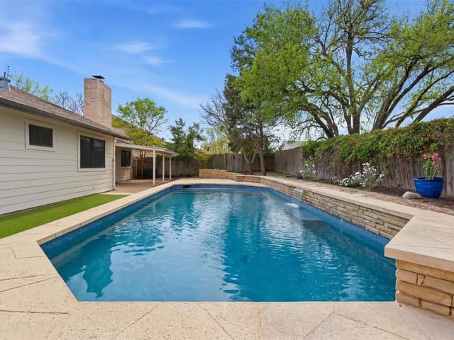 11608 Shoshone DR