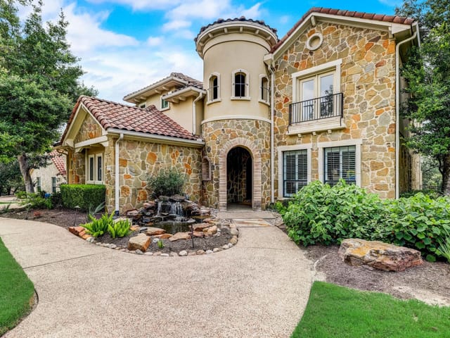 11609 Pelican Bay Cv