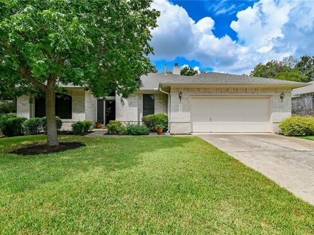 11610 Swan Dr