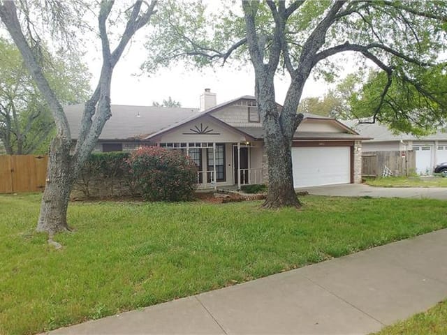 11613 Hidden Quail Dr