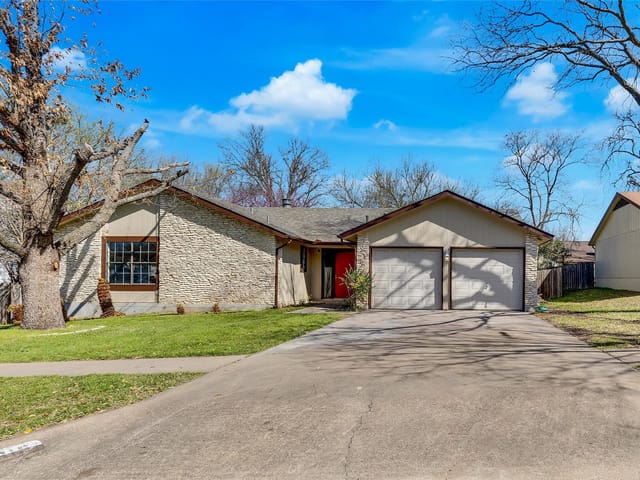 11615 Parkfield Dr