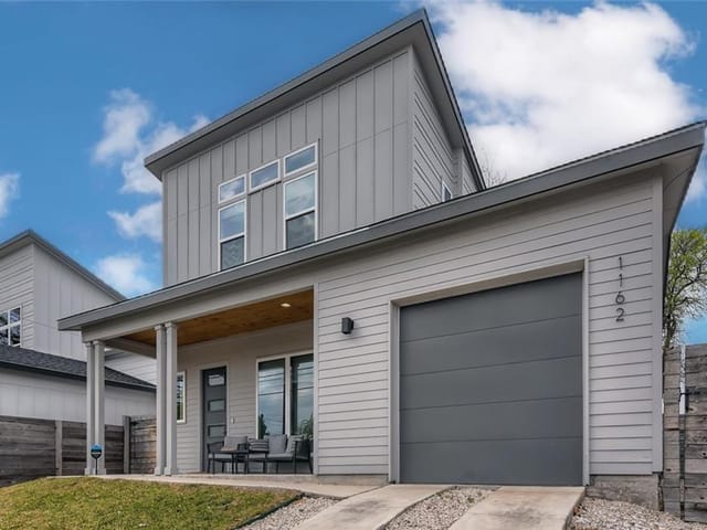 1162 Coleto St Unit #2