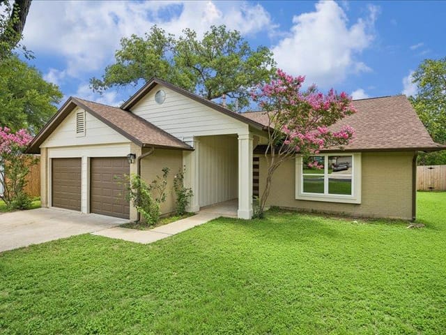 11621 Fence Post TRL
