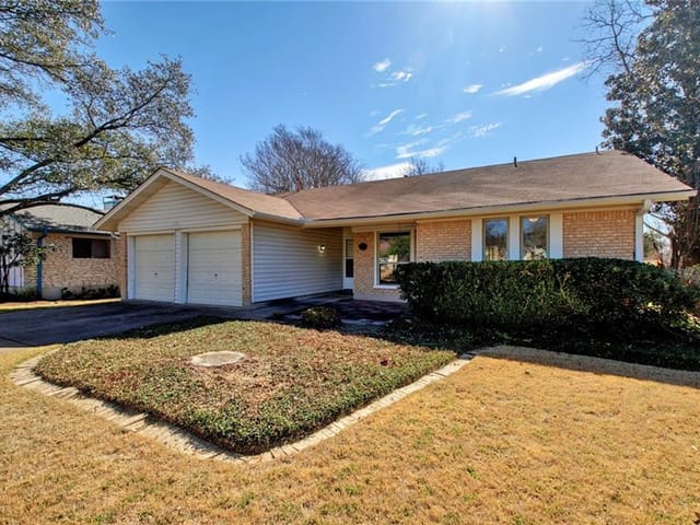 11621 Santa Cruz Dr