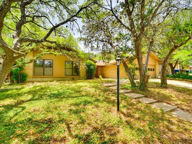 11627 River Oaks Trl