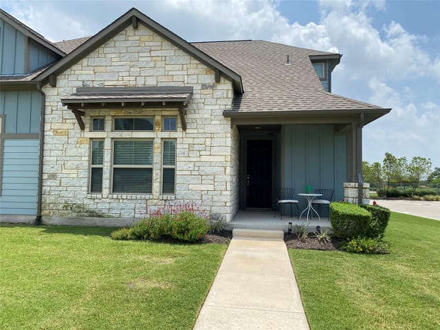 117  Bolivar Way  #101