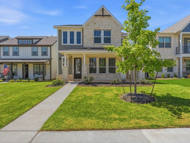 117 Clemens DR