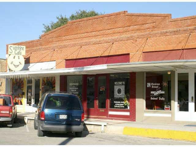 117 E Walnut ST