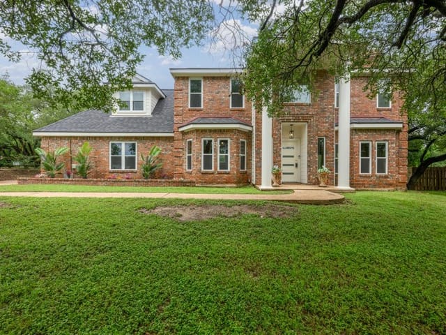 View 117 Medalist ST in Lakeway Sec 17 117 Medalist ST - front exterior - Luxury home in Lakeway Sec 17, Austin, TX