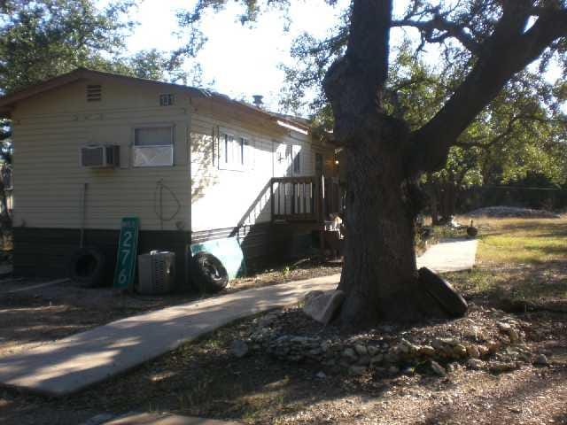 117 Oaks RD