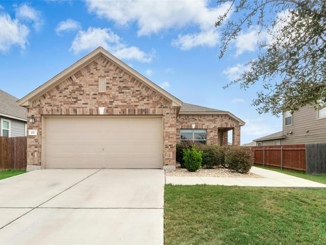 117 Schuylerville Dr