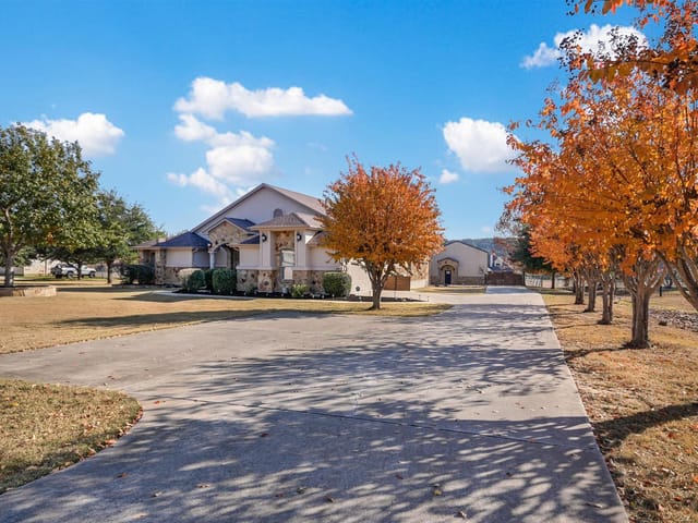 117 W View Dr