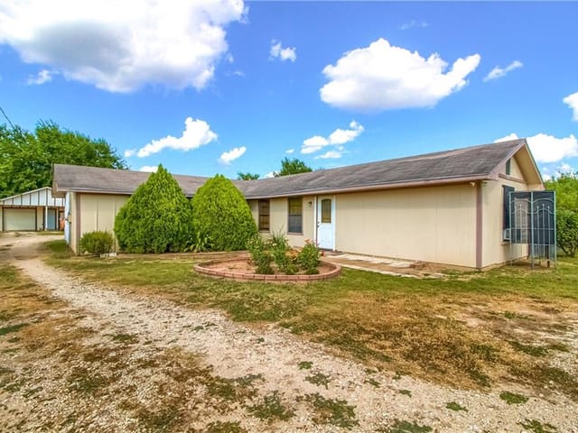 117 Westbrook LN