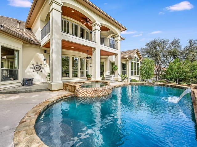 11701 Hunters Green Trl