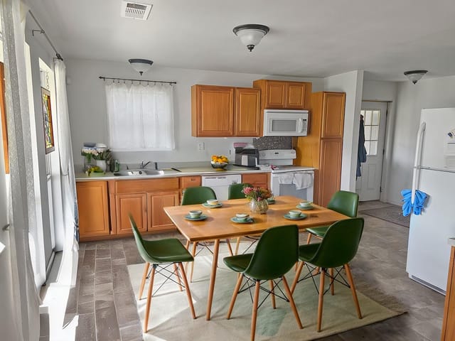 11701  Reata Dr