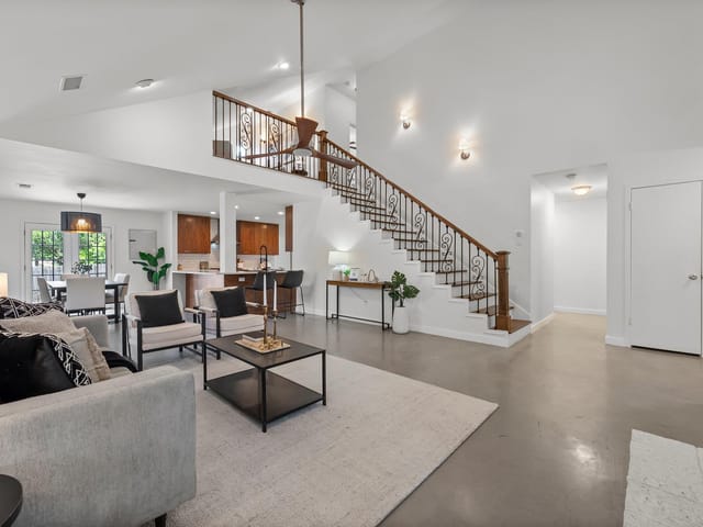 11701 Tanglebriar Trl
