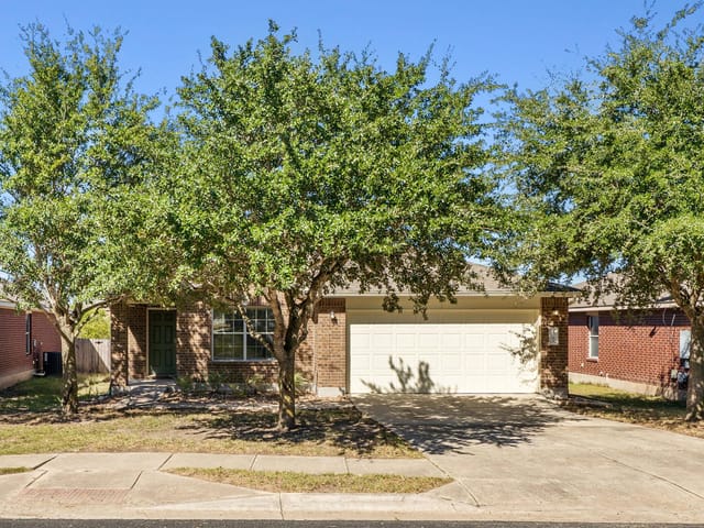 11704 Gaelic Dr