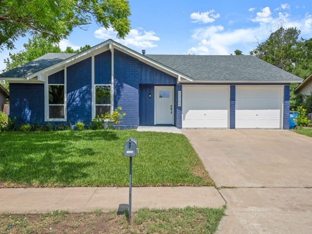 11704 Santa Cruz Dr
