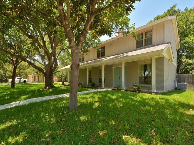 11706 Three Oaks Trl