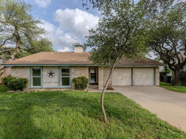 11707 Shoshone Dr