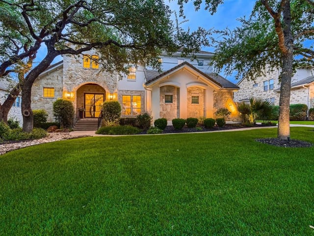 11708 Eagles Glen Dr