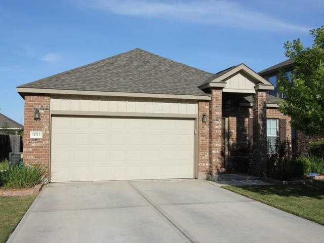 11713 Channing Dr