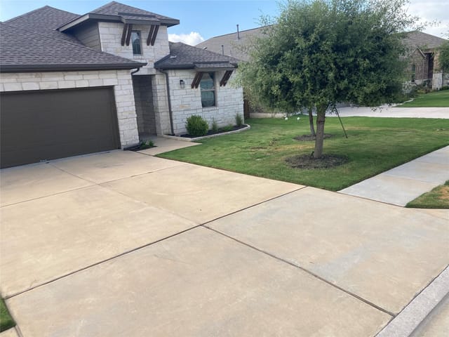 11713 Reindeer Dr