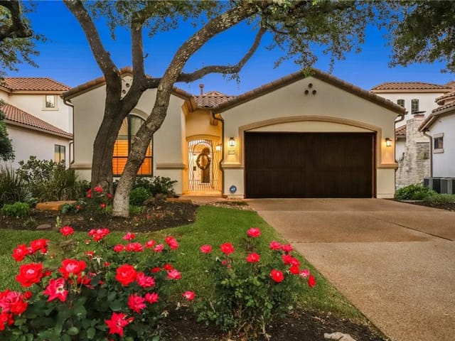 11717 Red Oak Valley Ln